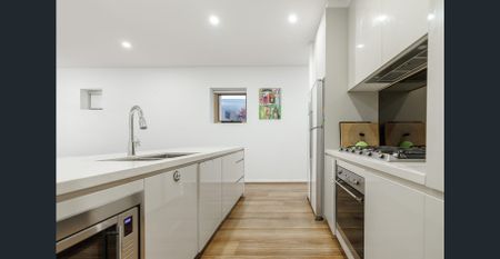 1- 3 Months short term stay - Fully furnished double story 4 bedder townhouse - Photo 5