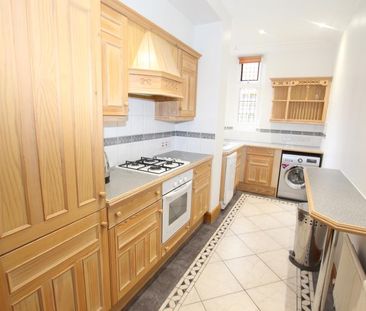Oldfield Wood, Woking, Surrey, GU22 - Photo 5