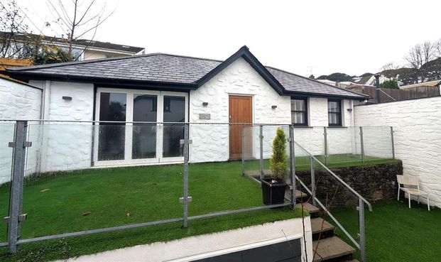 1 bedroom bungalow to rent - Photo 1