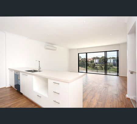 11 Linacre Drive, Bundoora, Vic 3083 - Photo 4