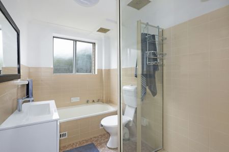 Convenient Lifestyle in the Heart of Ashfield - Photo 4