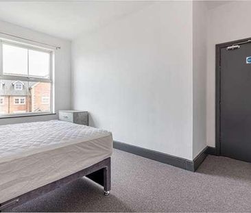 En-suite Room, Bromyard Road, Worcester, WR2 - Photo 5