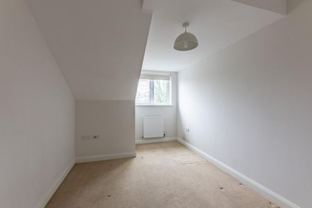 2 bedroom penthouse to rent - Photo 3