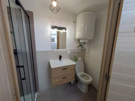 Location Appartement 1 pièces 11 m2 à Aubagne - Photo 5