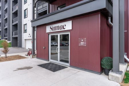 For Lease - 4 Spice Way Unit# 606, Barrie, Ontario - Photo 5