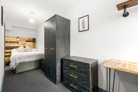 1 bedroom in a house share to rent - Photo 3