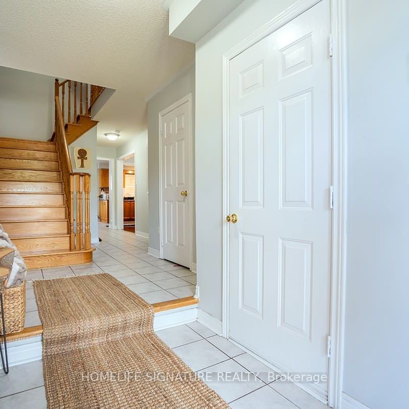 Detached Home For Lease | W8143764 - Photo 1