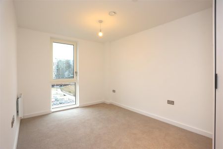 The Railings, Middlewood Locks - Photo 4