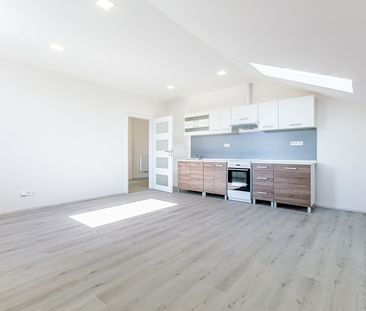 Pronájem bytu 2+kk 63 m² - Fotografie 2
