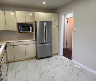 For Lease - 939 Dainard Drive Unit# Main Floor, Peterborough, Ontario - Photo 3