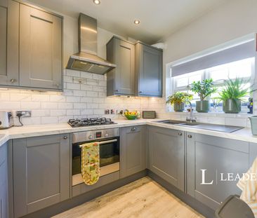 2 bedroom house to rent Beningfield Drive, London Colney, St. Alban... - Photo 5