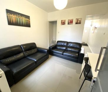4 bedroom house share to rent - Photo 3