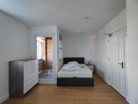 Studio Flat, Mount Pleasant Lane, E5 - Photo 4