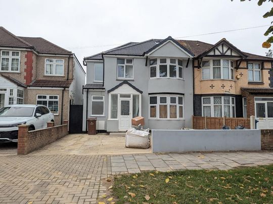 6 bedroom house of multiple occupation to rent - Photo 1