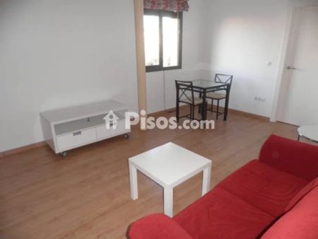 Piso en alquiler en Plaza de la Alameda de Hércules, cerca de Calle Calatrava - Photo 2