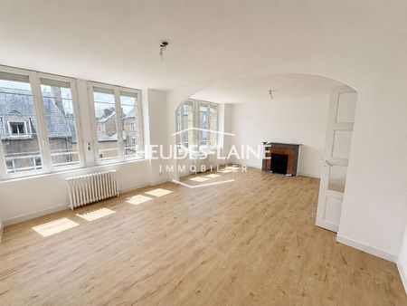 Location Appartement 3 pièces 80m² AVRANCHES 50300 - Photo 2