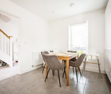 3 bedroom property to rent - Photo 2