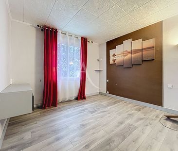 Location Maison 5 pièces 110m² BECON LES GRANITS 49370 - Photo 2