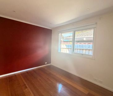 Street-Front Living in a Prime Cheltenham Pocket - Photo 2