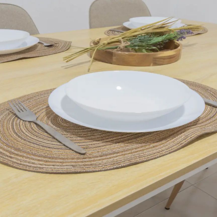 Room in a shared 4-bedroom apartment for rent in Vara de Quart. - Photo 1