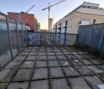 Moderne 3-Zimmer-Wohnung mit Loggia und Dachterrasse! - Photo 1