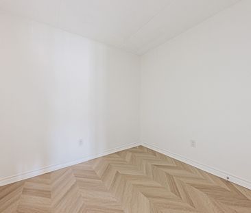 For Lease - 2030 Cleaver Avenue Unit# 206, Burlington, Ontario - Photo 3