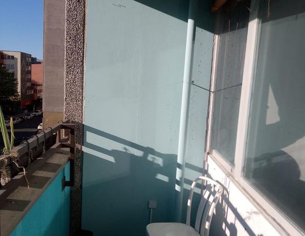 Schönes großes Zimmer mit Balkon - Photo 1