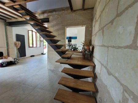 Location maison 5 pièces - 140m² à Vivy (49680) - Photo 4