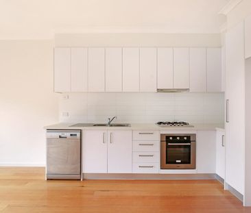 The pick of Pascoe Vale! - Photo 5