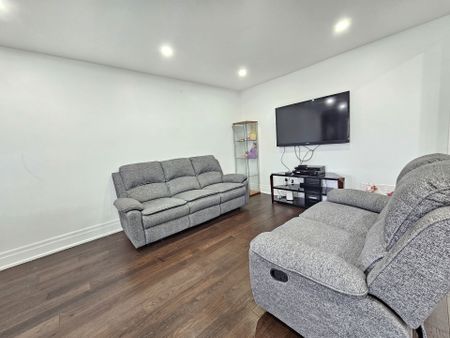 For Lease - 208 Plunkett Road, Toronto, Ontario - Photo 5