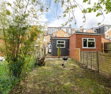 6 bedroom house to rent - Photo 4