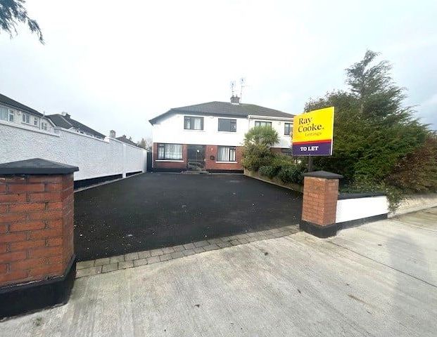 Maple Grove, Rathcoole, Co. Dublin - Photo 1