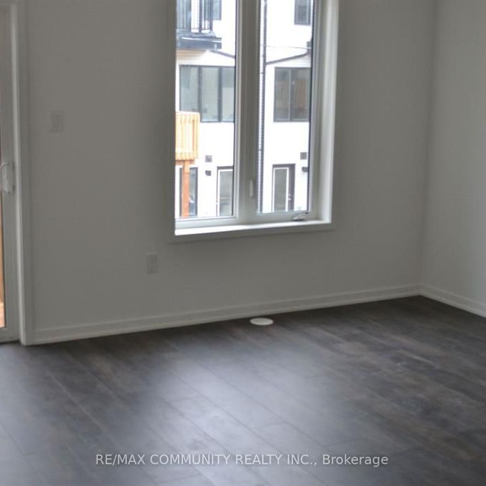 For Lease - 811 Stanstead Path, Oshawa, Ontario - Photo 1