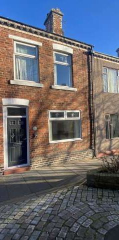 3 bed terraced house to rent in Brewer Street, Bishop Auckland - Photo 1