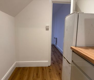 Studio Flat, Stapleton Road, BS5 - Photo 6