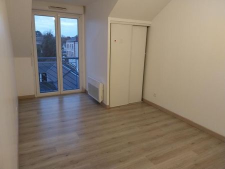 Location Appartement 3 Pièces 84 m² - Photo 2