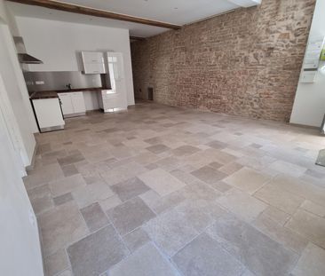 Location Appartement 3 pièces 91m² BEAUNE 21200 - Photo 2