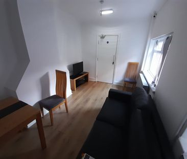 Room in a Shared House, Kings Road, B23 - Photo 6