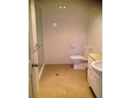 Tamworth Furnished Accommodation - Hillvue - Photo 4