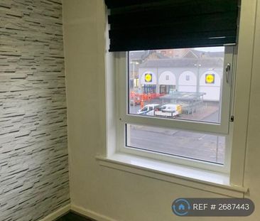 3 bedroom flat to rent - Photo 6