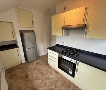 2 bedroom flat to rent - Photo 6