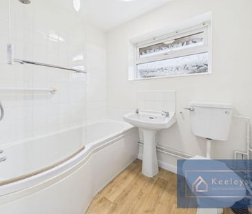 2 bedroom detached bungalow to rent - Photo 4