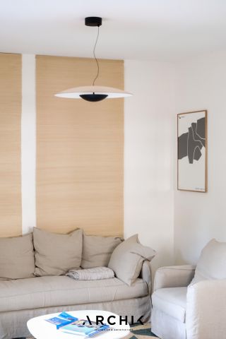 Architecture des années 30, cette belle copropriété située au coeur du quartier du Pyla accueille en rez-de-jardin un appartement de 55 m2 au cadre idyllique. - Photo 2