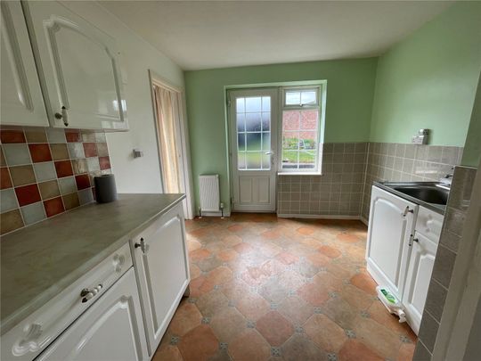 Taff Way, Tilehurst, Reading, RG30 - Photo 1