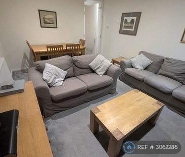 4 bedroom terraced house to rent - Photo 4
