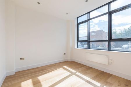 1 bedroom ground floor flat to rent - Photo 2