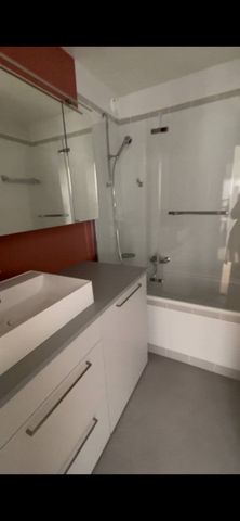 Bel appartement rénové de 5,5 pièces - Servette - Photo 4