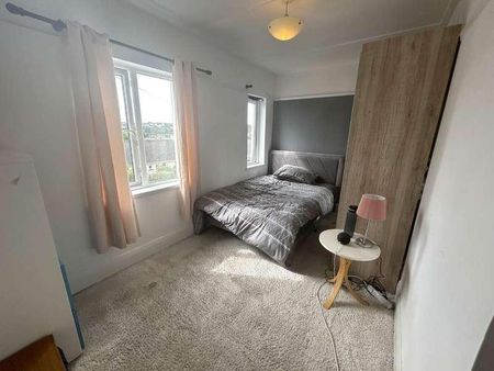 Trevithick Road, Falmouth, TR11 - Photo 5