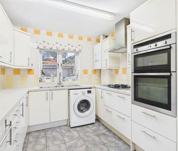 2 bedroom detached house to rent - Photo 4