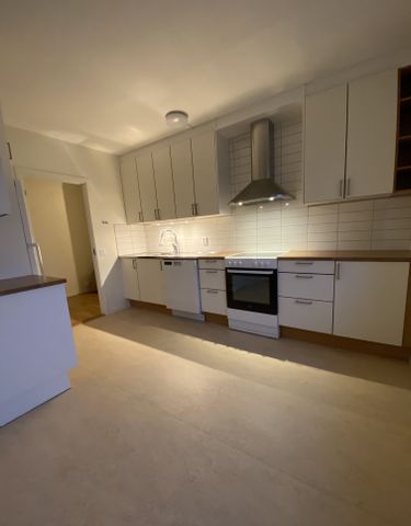 Torparegatan 15 - Photo 4